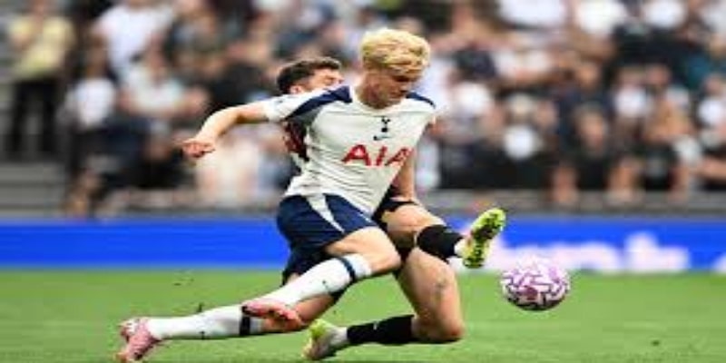 从布鲁日到伯恩茅斯：丹朱马的英超梦想之路- 九游体育