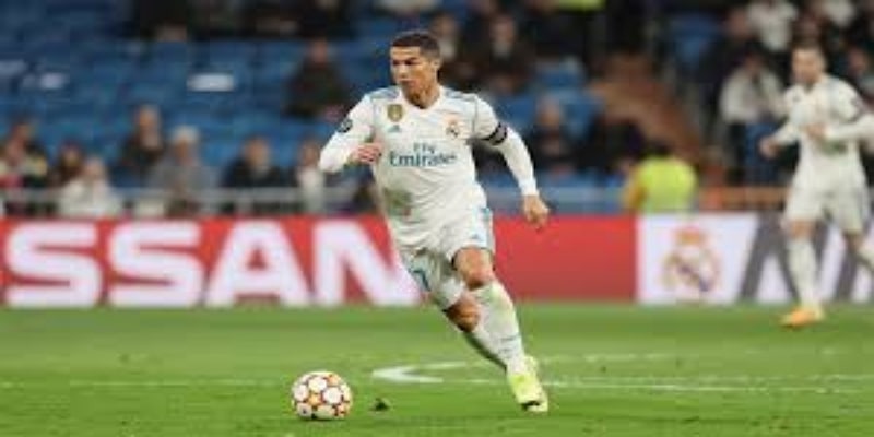 科洛·图雷的执教蜕变：从球员到战术指挥官-九游体育