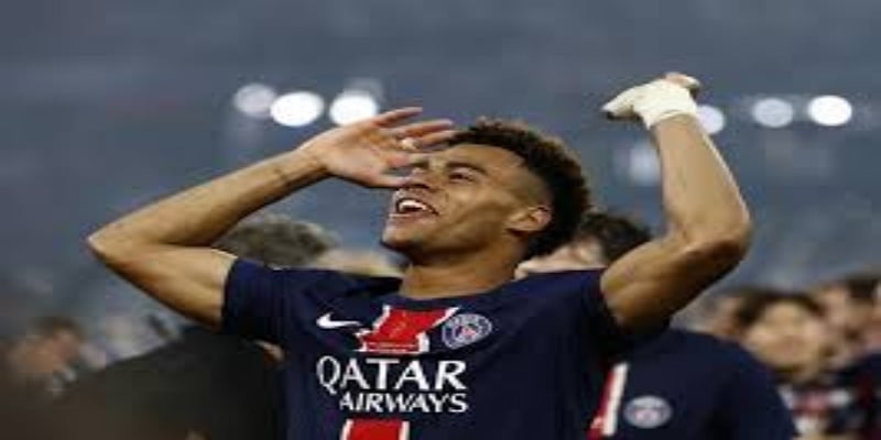 九游体育战术复盘：从“银河战舰”到钢铁军团的转变-九游体育